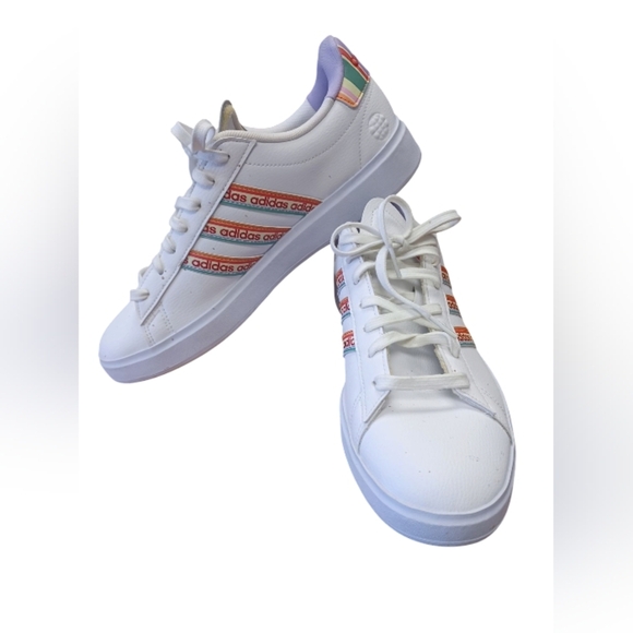 Adidas Grand Court EUC White Shoes Size 11 - Picture 2 of 8